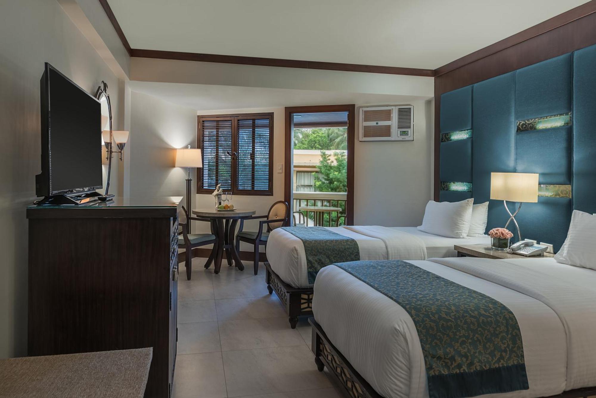 Henann Regency Resort And Spa Balabag  Szoba fotó Deluxe Room